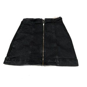 Black Urban Outfitter skirt